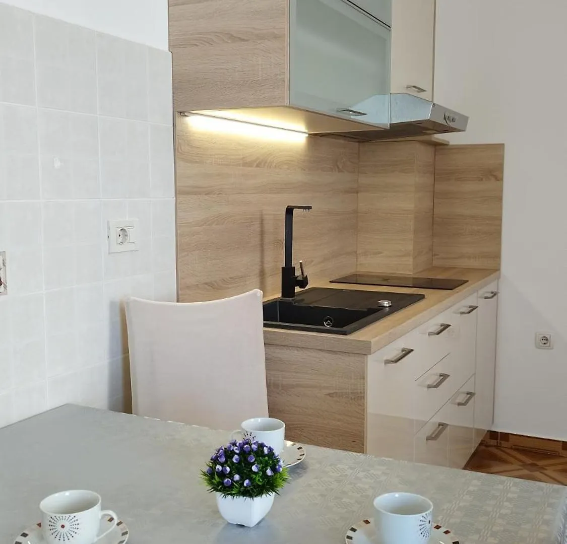 Apartmani Adriatica 2 Dramalj 0*,  Horvátország